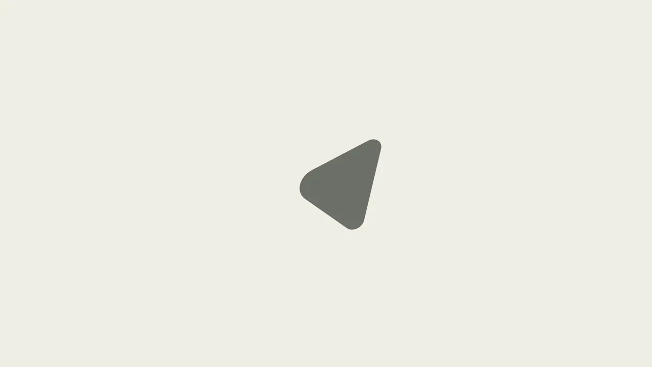 HyperFrames 演示：左侧 HTML 代码变成右侧渲染出的视频